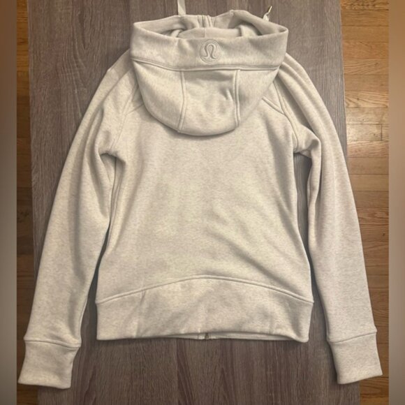 Lululemon Scuba full zip hoodie plush. Heathered Bone with gold zipper. Size 6 - Picture 5 of 16